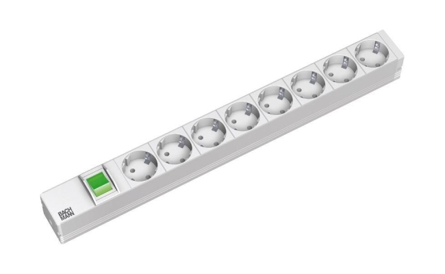 Bachmann IT  PDU 8 x prize Schuko, 1x Switch ,in Schuko, 1U, impamantare,...