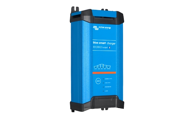 Incarcator de retea Victron Energy Blue Smart IP22, 12/30 (3) BPC123048002